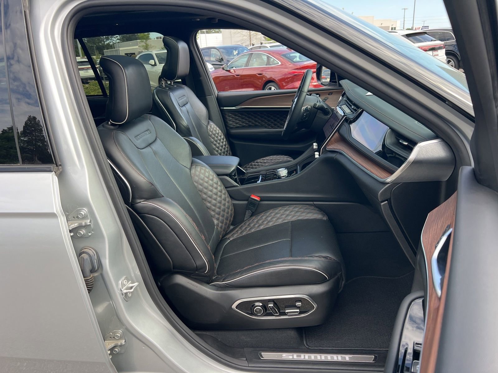 Used 2023 Jeep Grand Cherokee Summit w/ Adv Protech Group IV RWD image 45