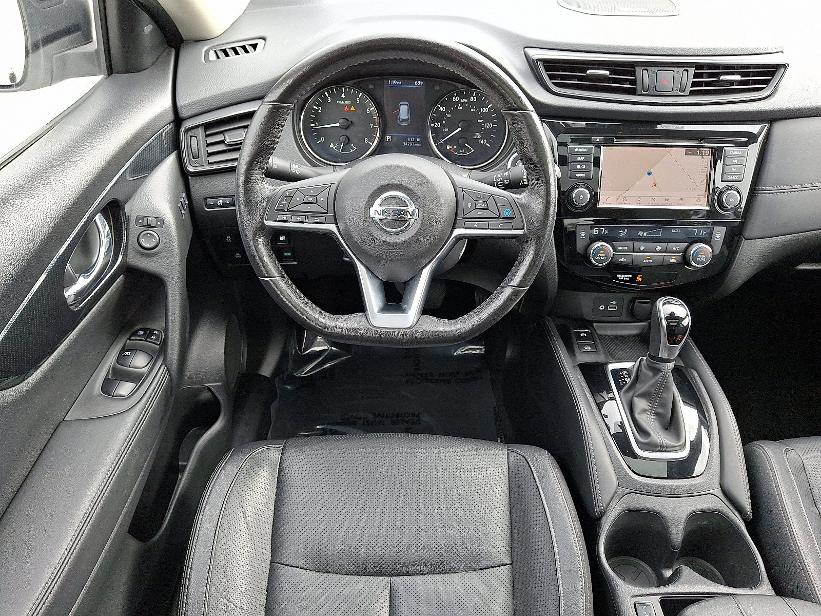 Used 2018 Nissan Rogue SL w/ Premium Package image 11