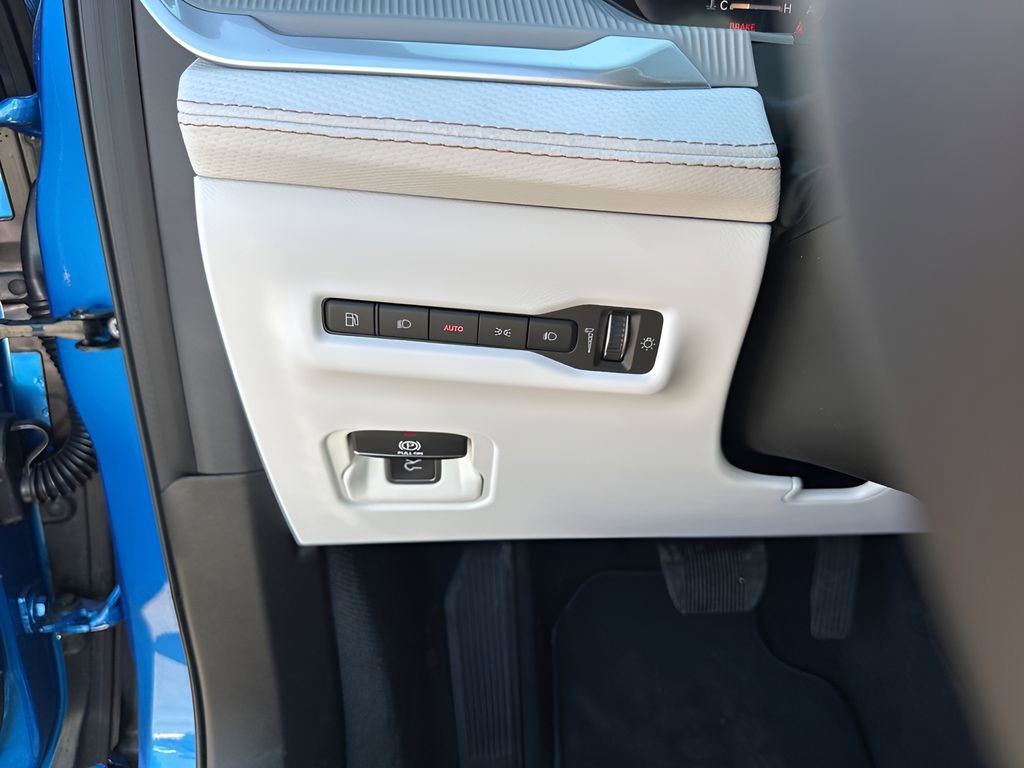 New 2026 Jeep Cherokee Limited AWD/4WD image 32