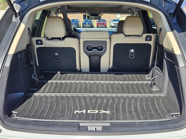 Used 2023 Acura MDX SH-AWD w/ Technology Package image 12