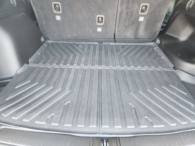 Used 2025 Jeep Grand Cherokee Altitude RWD image 33