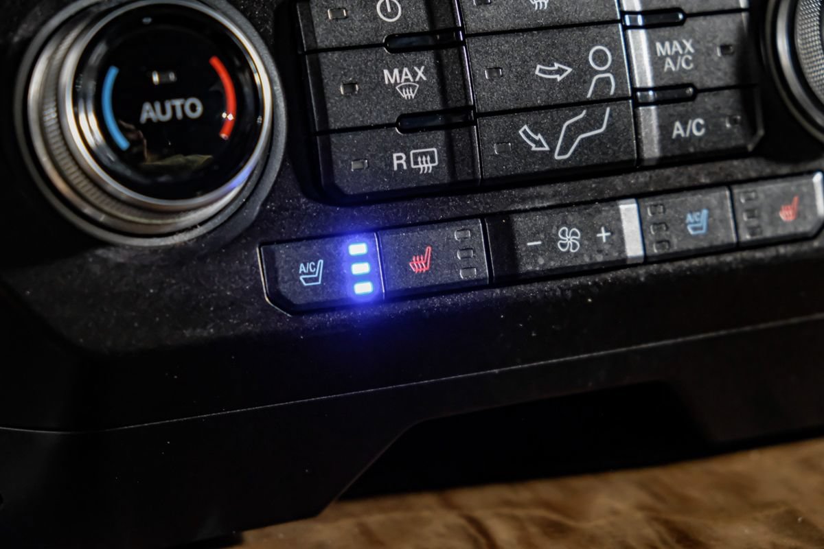 Used 2019 Ford F250 Limited w/ FX4 Off-Road Package AWD/4WD image 26