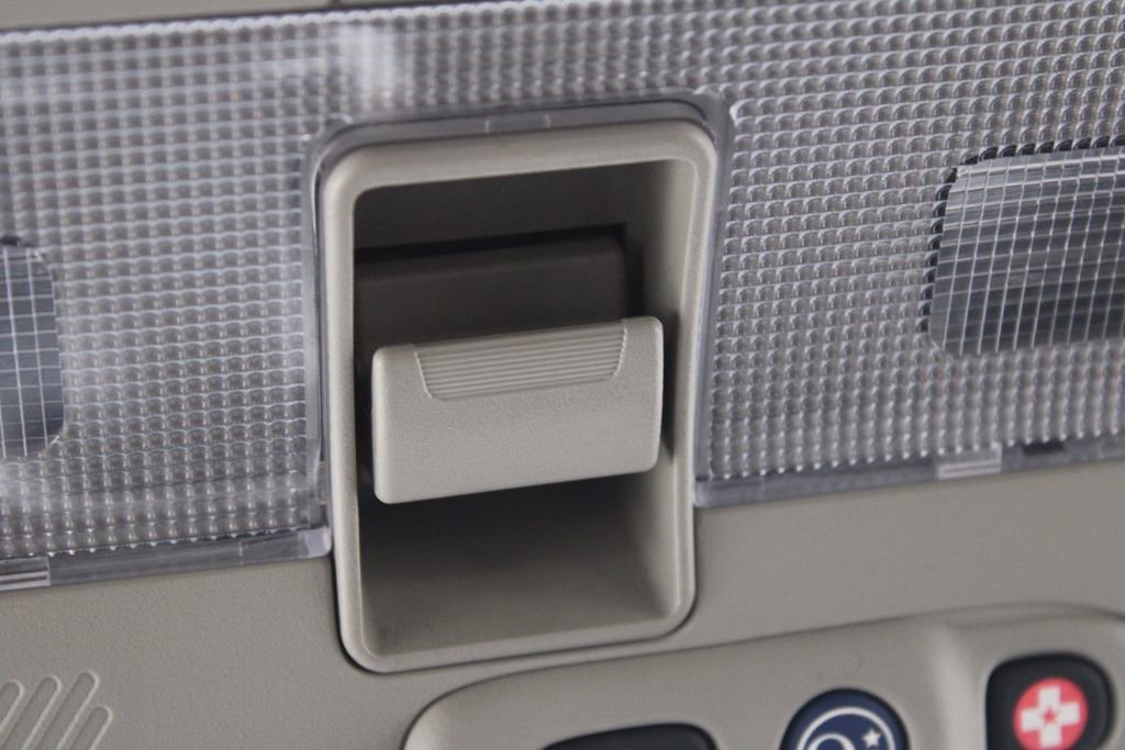 Used 2013 Chevrolet Captiva Sport LTZ image 26