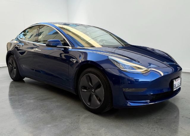 Used 2020 Tesla Model 3 Standard Range Plus RWD image 9
