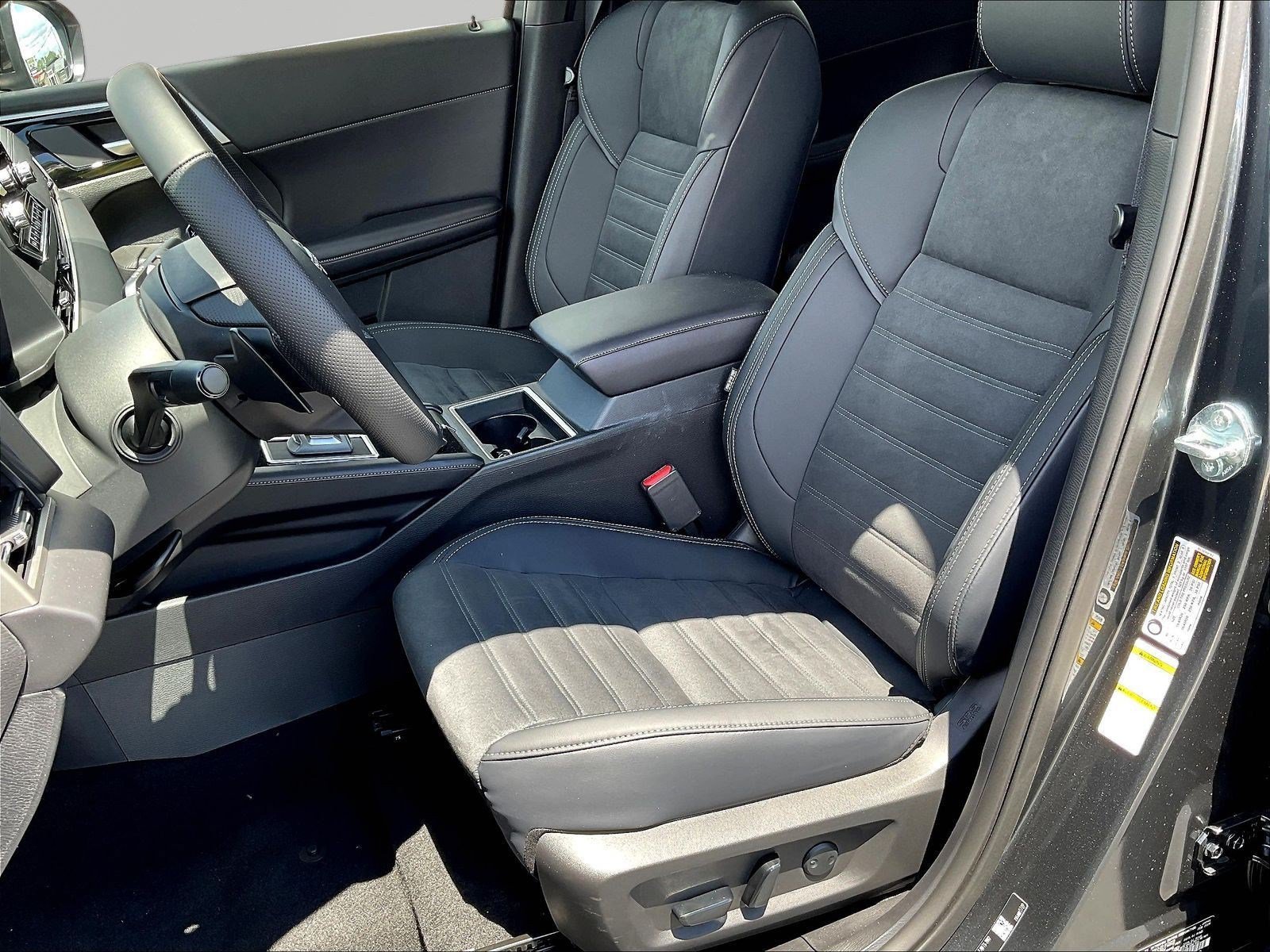 New 2026 Nissan Rogue SL AWD/4WD image 16