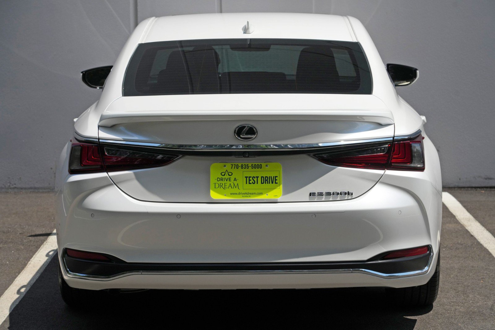 Used 2024 Lexus ES 300h w/ Accessory Package (Z2) FWD image 55