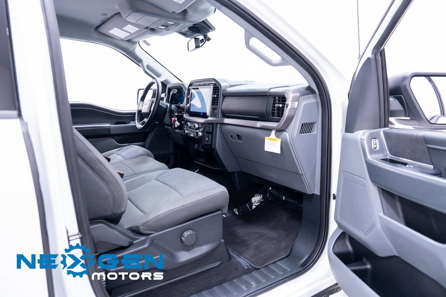 Used 2024 Ford F150 XLT w/ Tow/Haul Package image 45