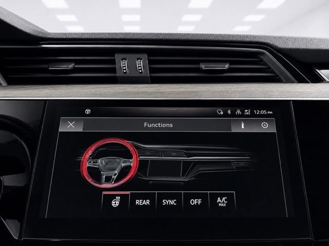 Used 2021 Audi e-tron Premium AWD/4WD image 41