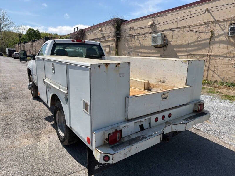 Used 2011 GMC Sierra 3500 W/T w/ Snow Plow Prep Package AWD/4WD image 5