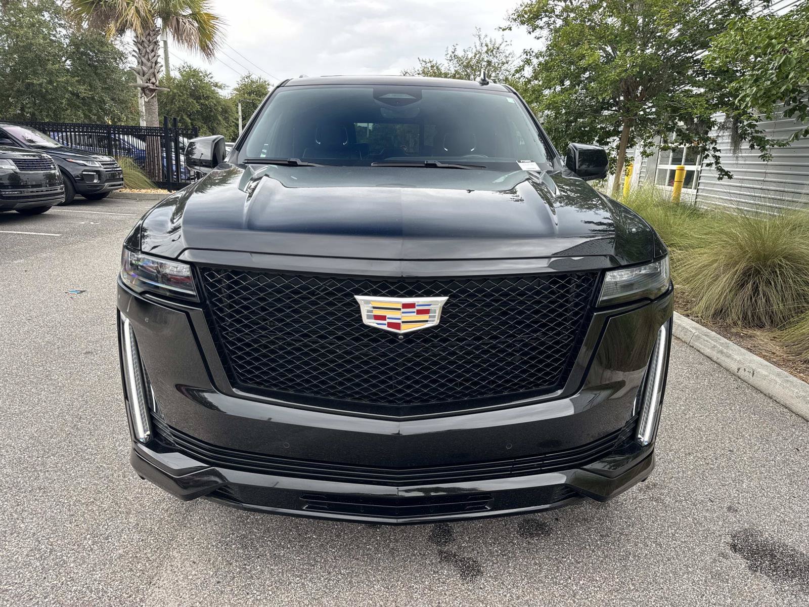 Used 2024 Cadillac Escalade Sport AWD/4WD image 8