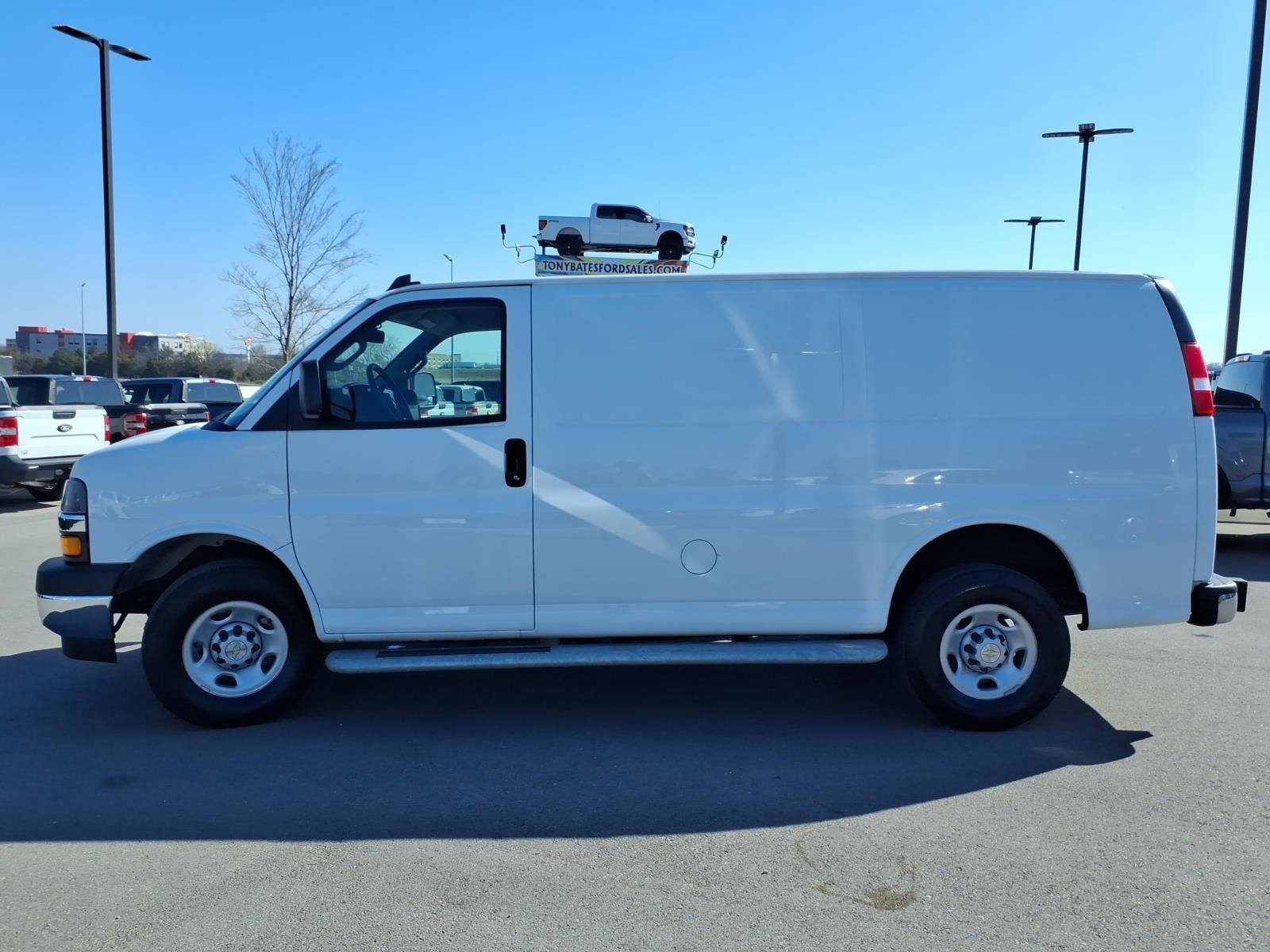 Used 2024 Chevrolet Express 2500 w/ Driver Convenience Package image 6