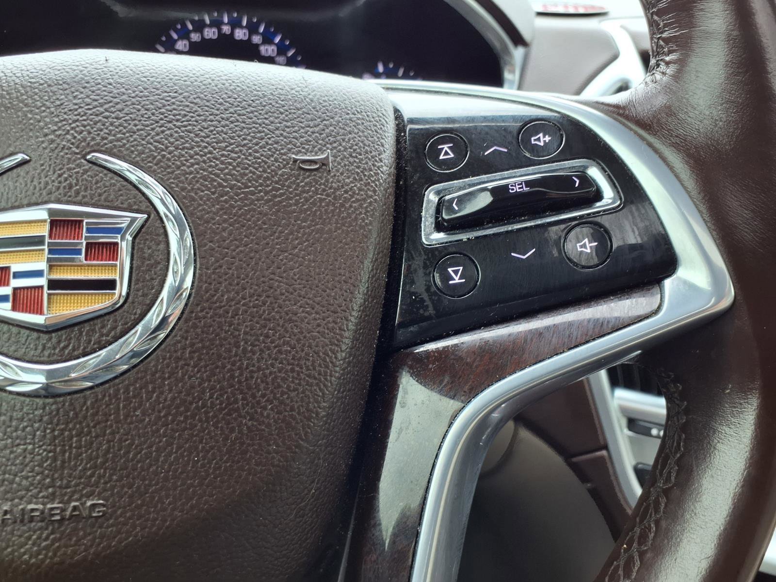 Used 2016 Cadillac SRX Luxury w/ Driver Awareness Package FWD image 15