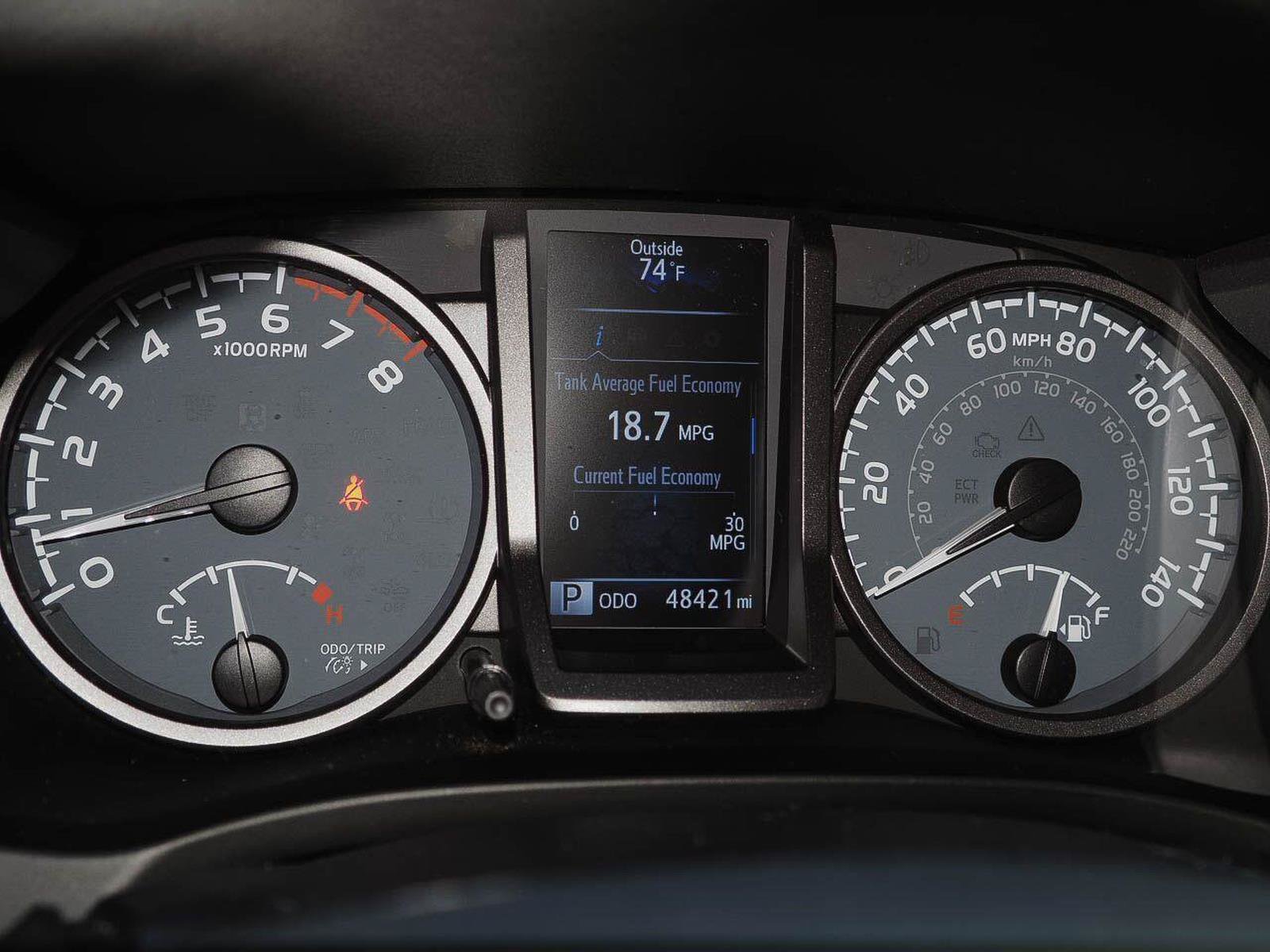 Used 2020 Toyota Tacoma TRD Sport AWD/4WD image 14