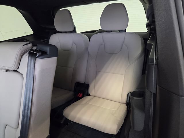 New 2026 Volvo XC90 B6 Plus AWD/4WD image 12