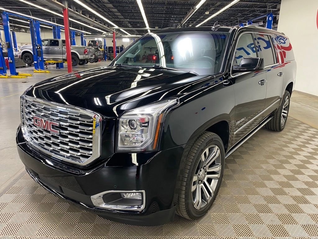 Used 2018 GMC Yukon XL Denali w/ Denali Ultimate Package image 5