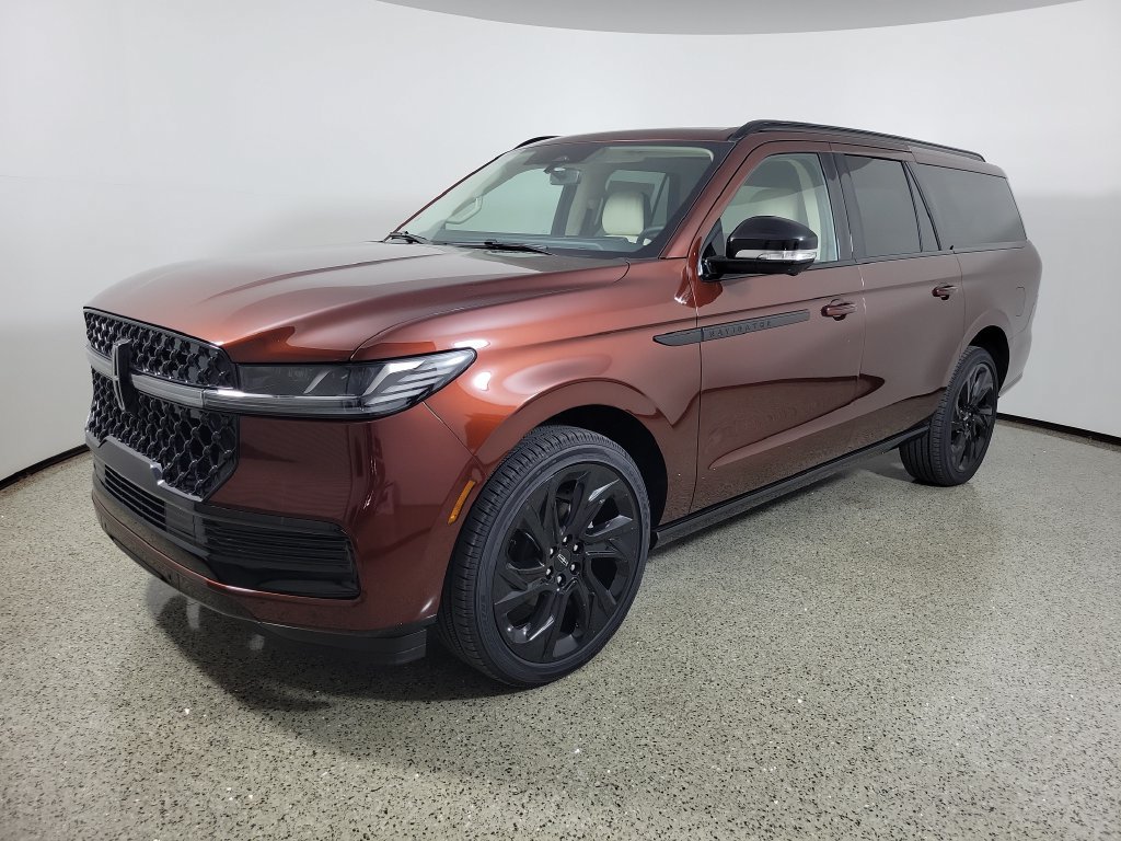New 2027 Lincoln Navigator L Reserve w/ Jet Appearance Package RWD image 2