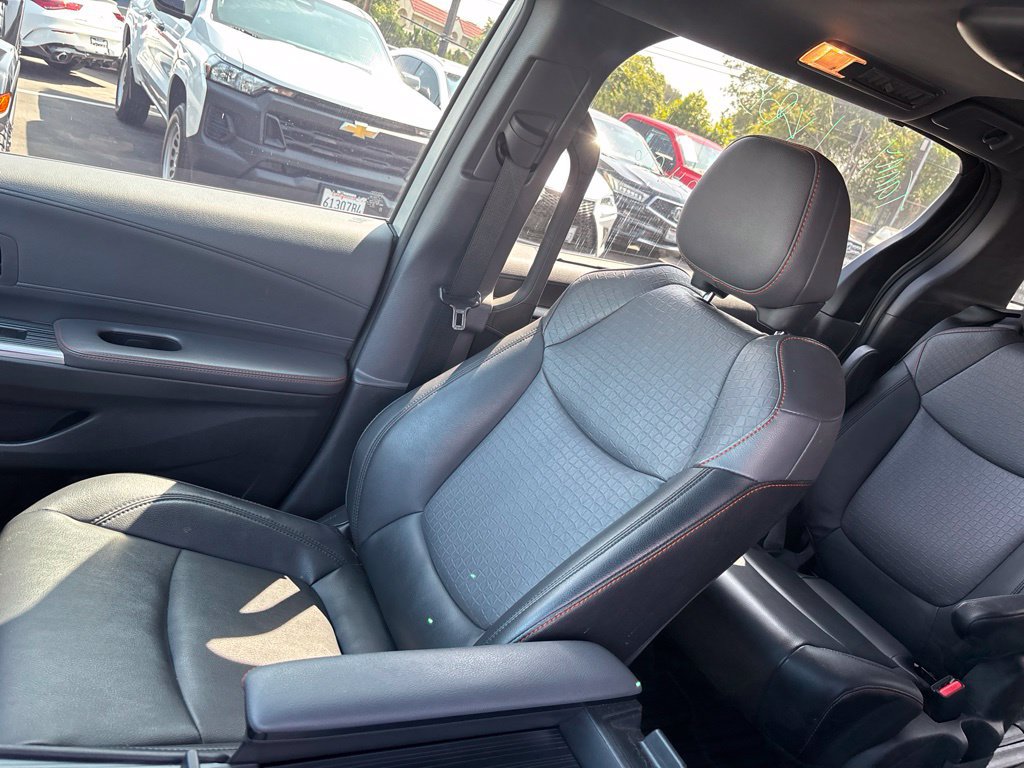 Used 2022 Toyota Sienna XSE w/ XSE Plus Package FWD image 18
