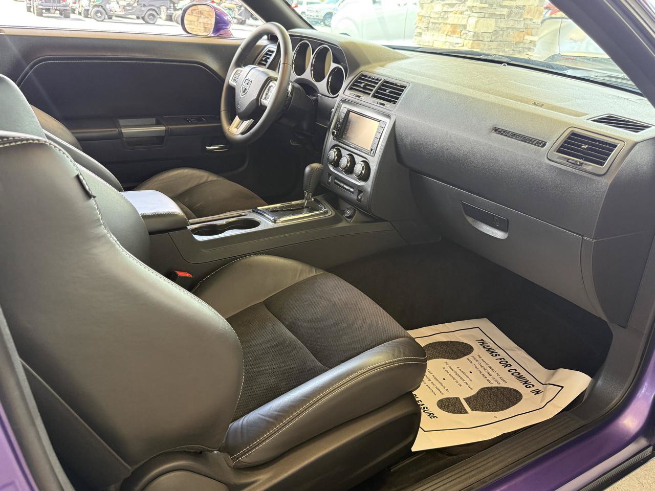 Used 2014 Dodge Challenger R/T RWD image 12