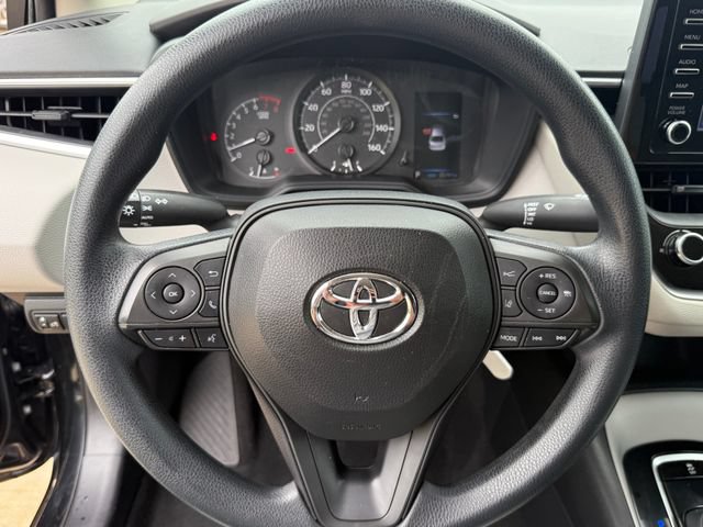 Used 2020 Toyota Corolla L FWD image 15