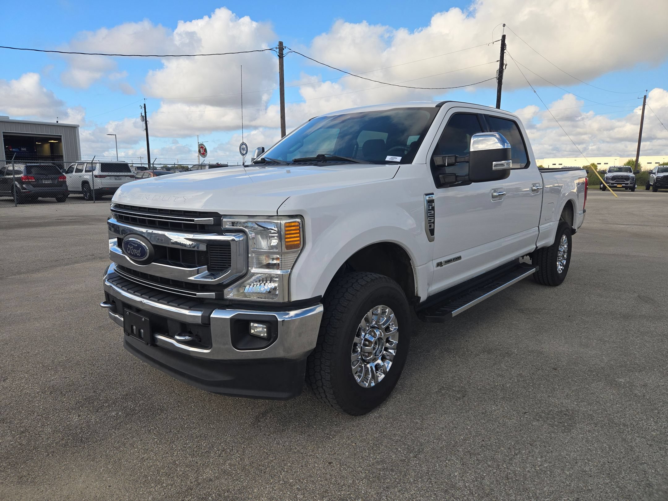 Used 2020 Ford F250 XLT w/ XLT Premium Package AWD/4WD image 7