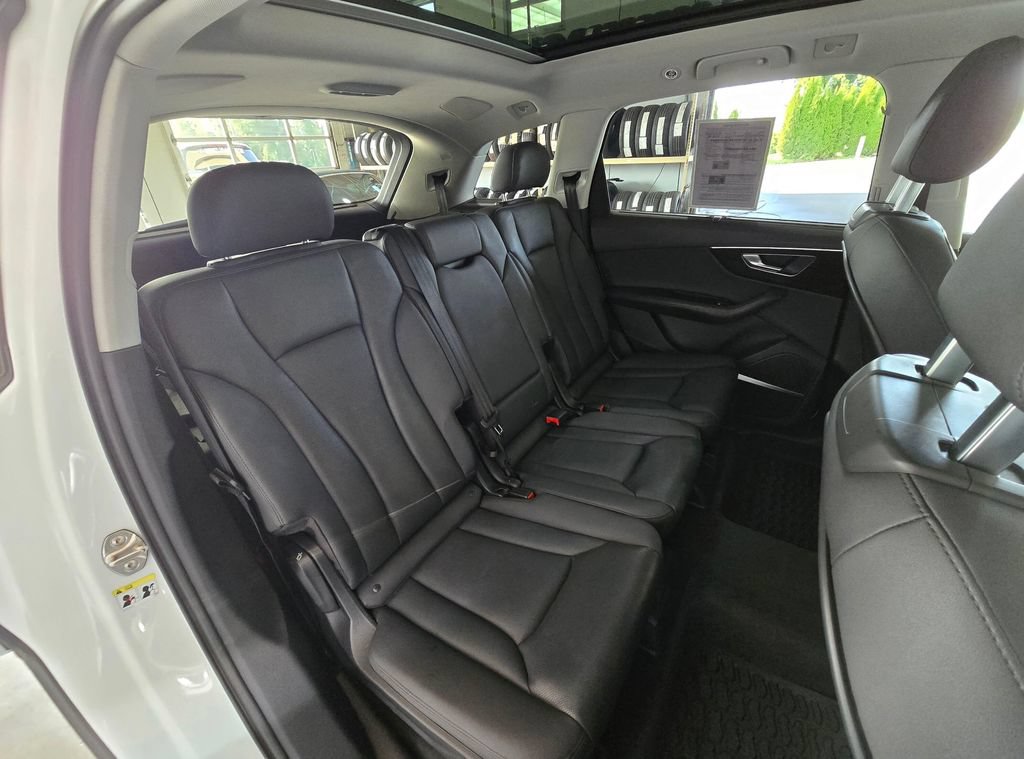 Used 2021 Audi Q7 3.0T Premium Plus w/ Executive Package AWD/4WD image 30