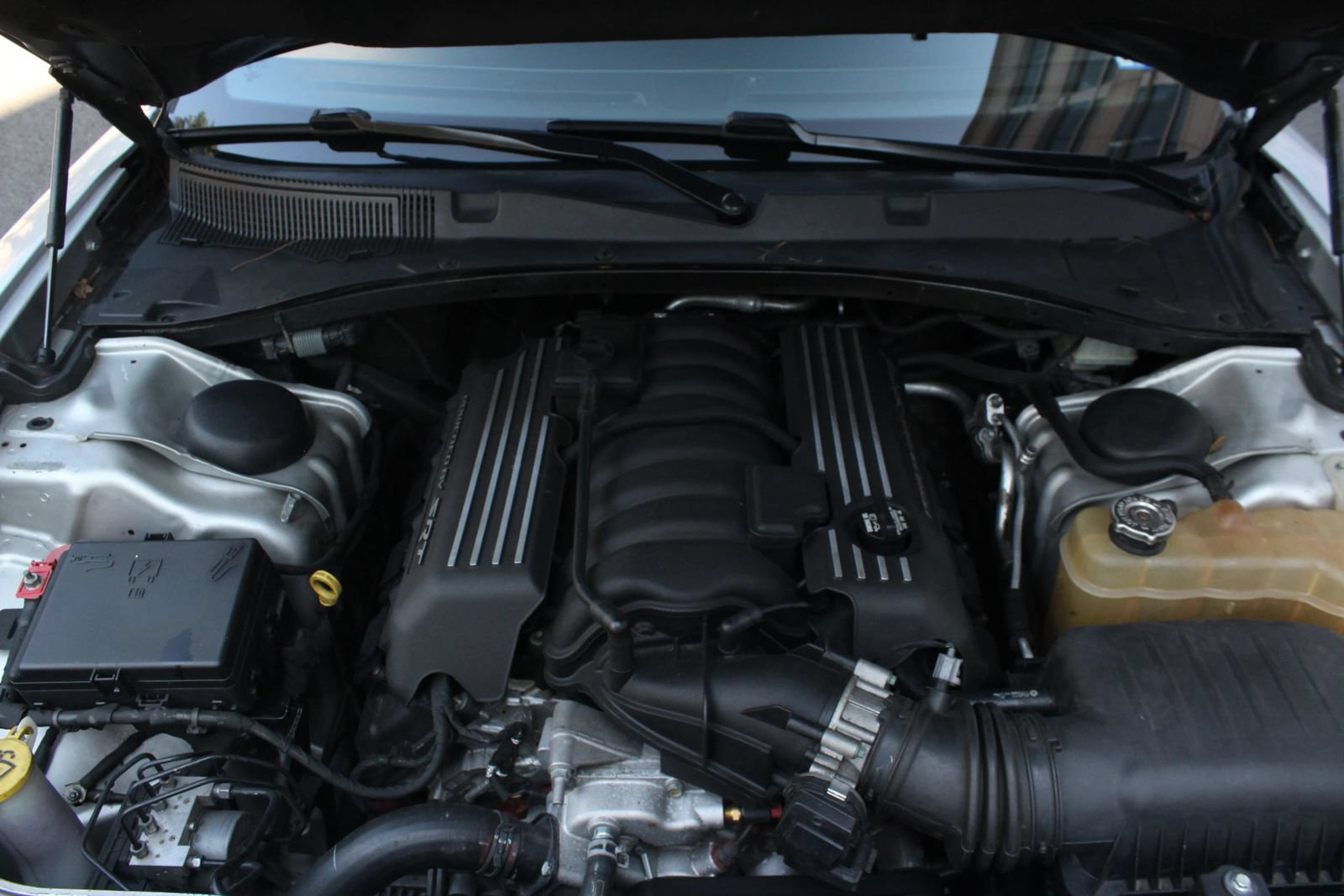 Used 2020 Dodge Charger Scat Pack RWD image 30