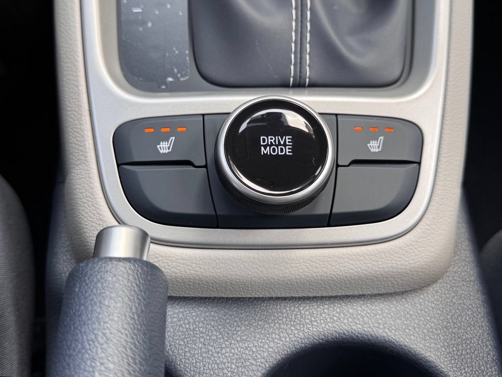 New 2026 Hyundai Venue SEL FWD image 4