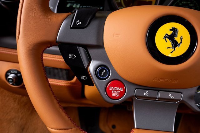 Used 2022 Ferrari F8 Tributo image 33
