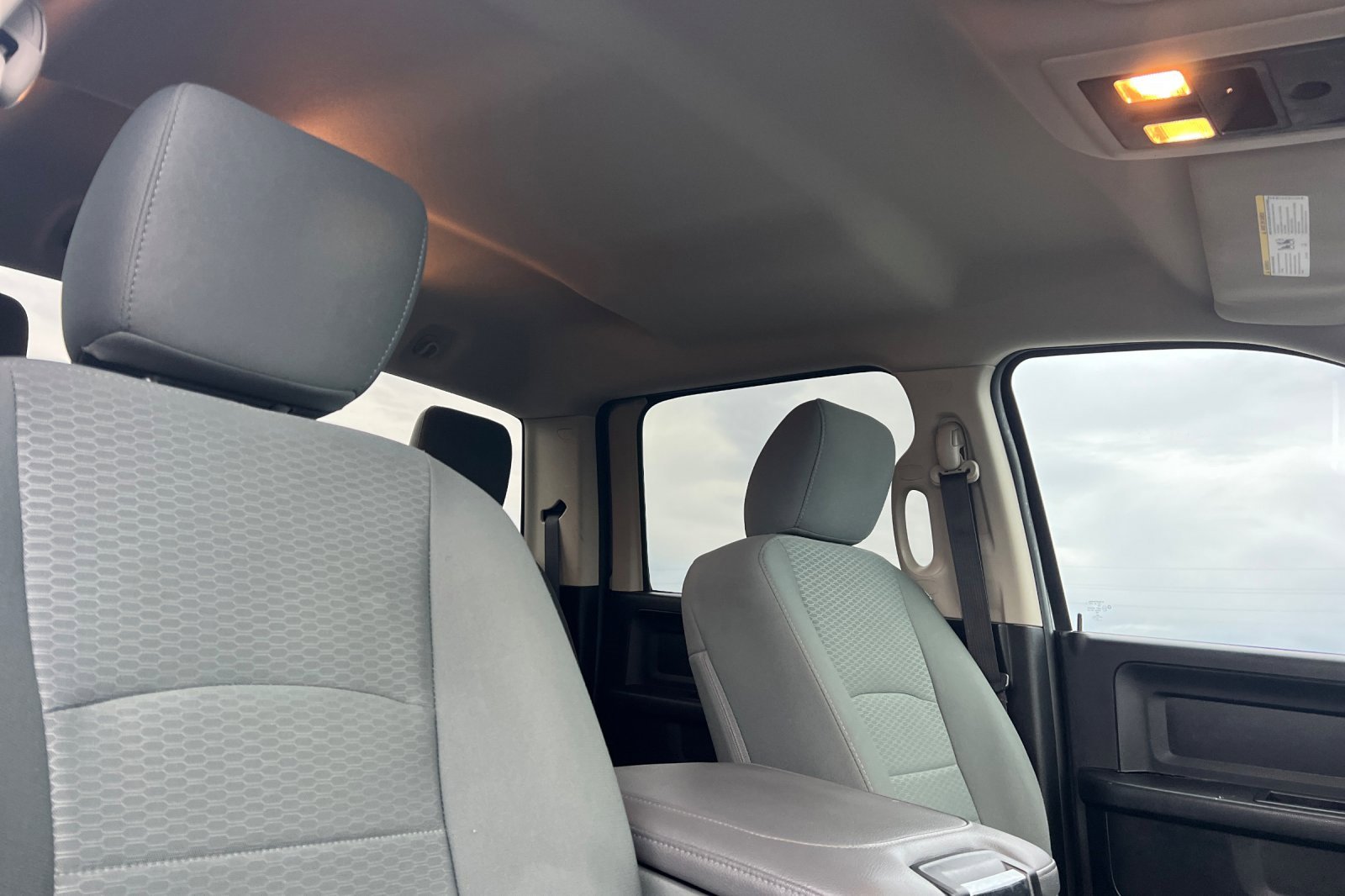 Used 2016 RAM 3500 Tradesman w/ Chrome Appearance Group image 17