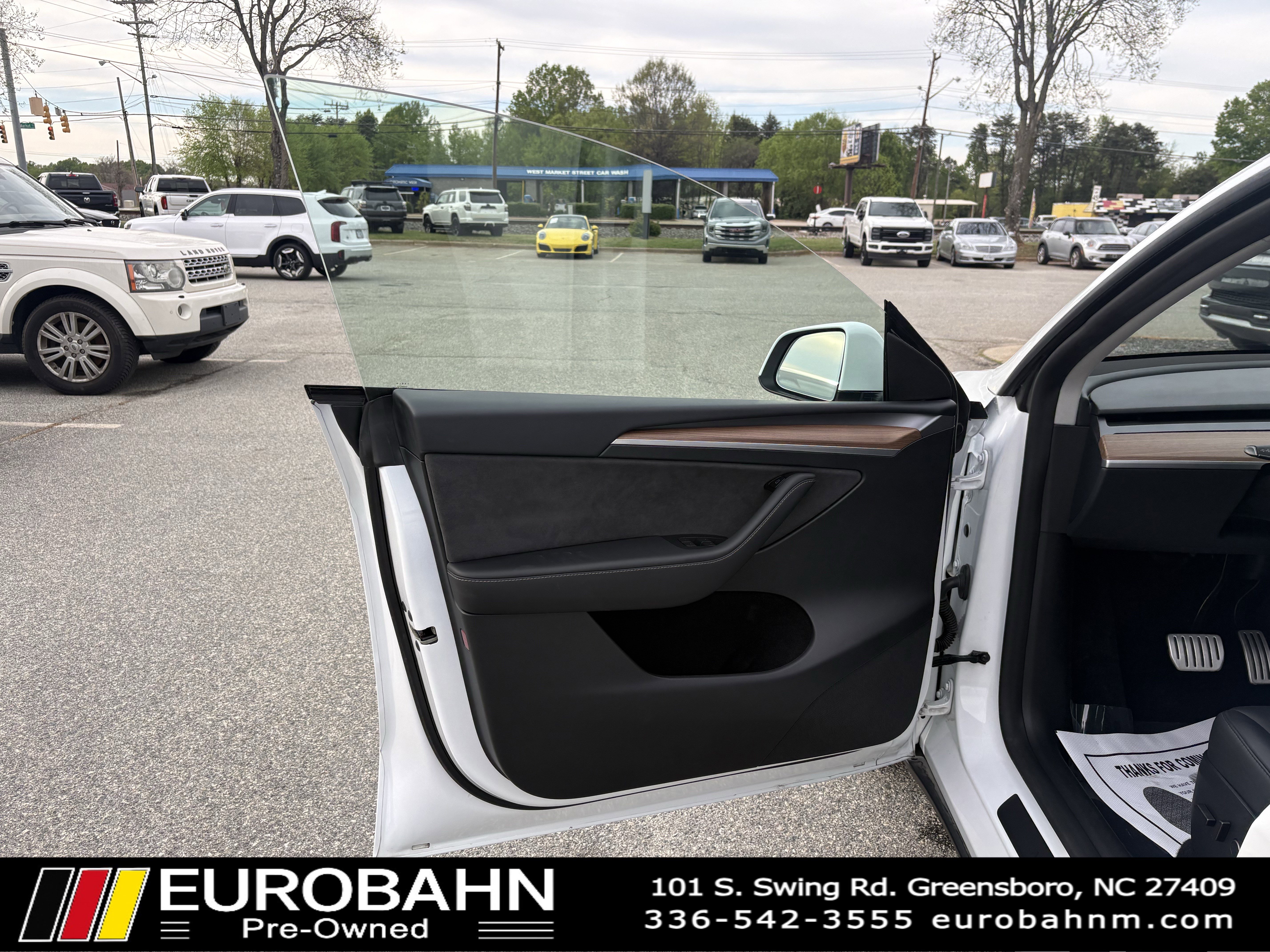 Used 2024 Tesla Model Y Performance image 7