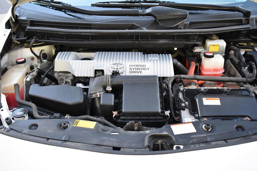 Used 2015 Toyota Prius One FWD image 23