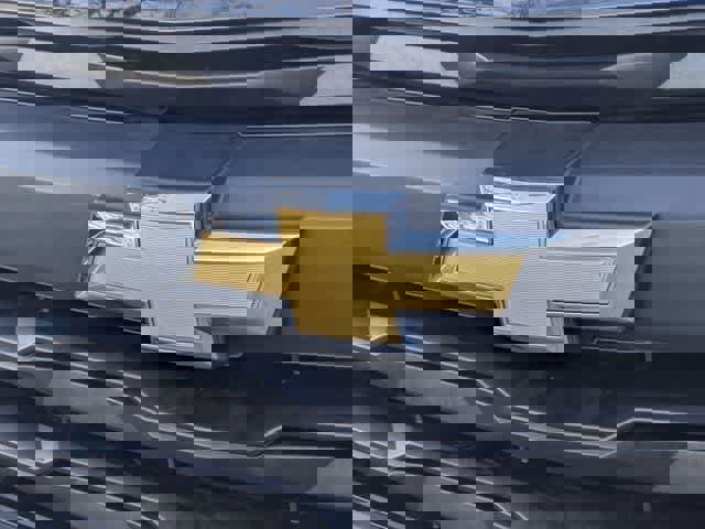 Used 2023 Chevrolet Colorado W/T image 12