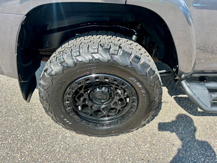 Used 2023 Toyota 4Runner SR5 Premium w/ Moonroof Package AWD/4WD image 44