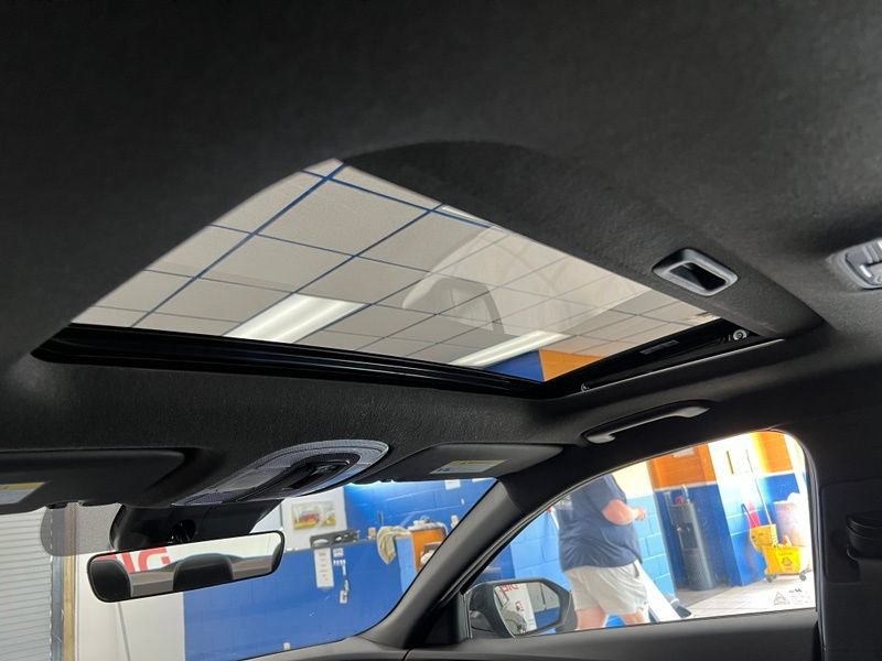 New 2026 Hyundai Elantra N FWD image 17