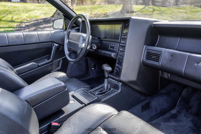 Used 1993 Cadillac Allante FWD image 39
