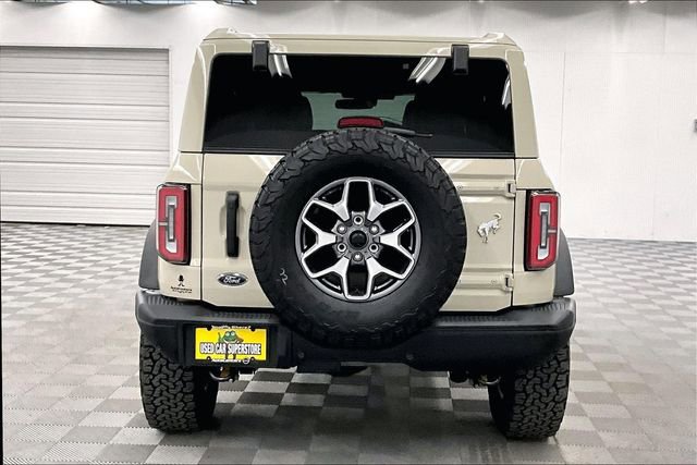 Used 2025 Ford Bronco Badlands image 5