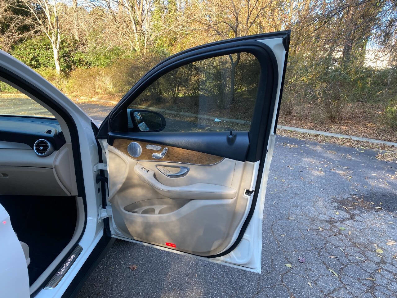 Used 2019 Mercedes-Benz GLC 300 image 56