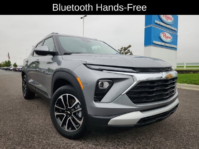 Used 2025 Chevrolet TrailBlazer LT AWD/4WD image 12