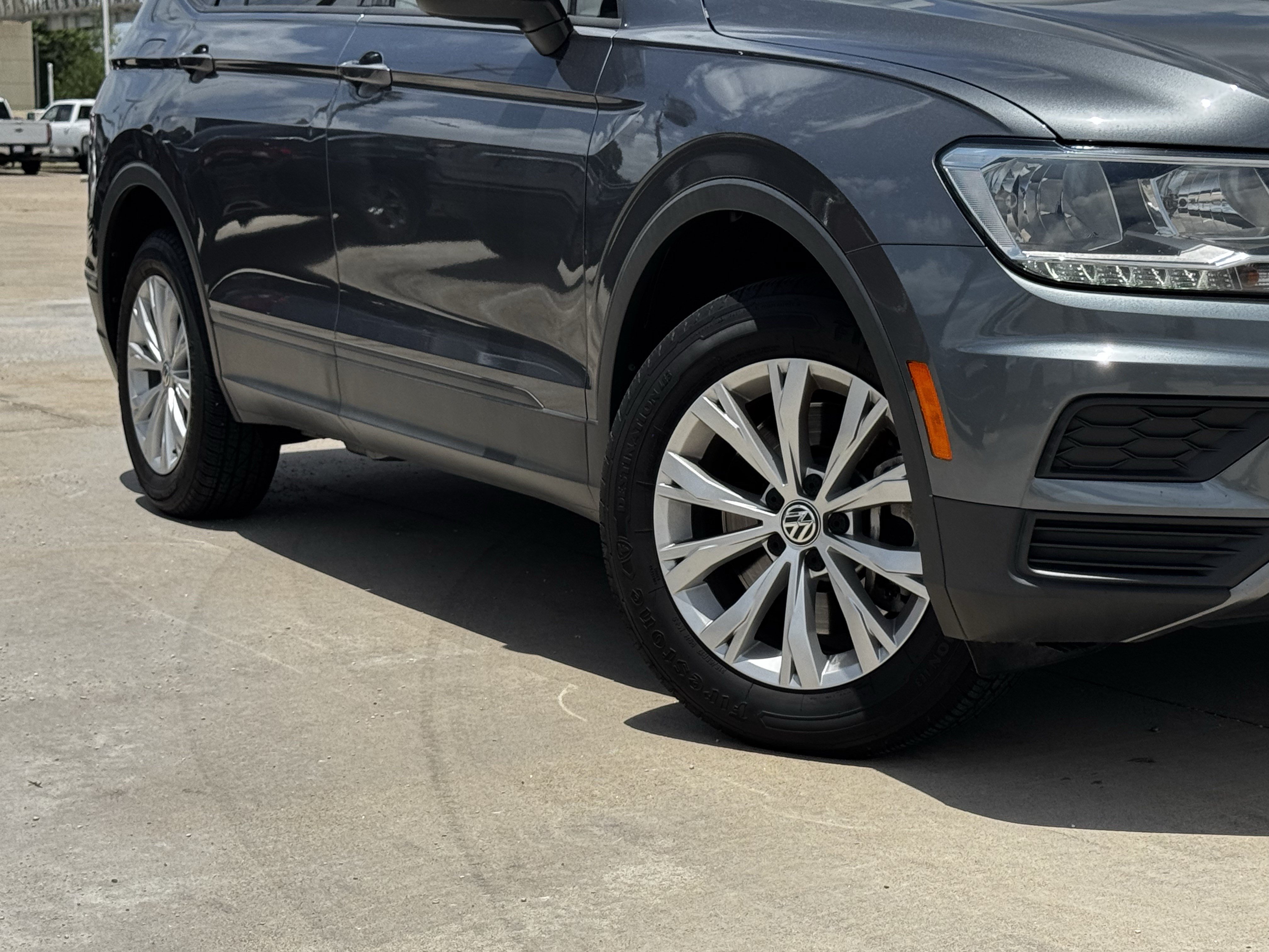 Used 2019 Volkswagen Tiguan S FWD image 12