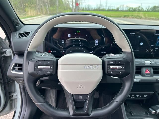 Certified 2025 Kia K4 GT-Line w/ GT-Line Sunroof Package FWD image 9