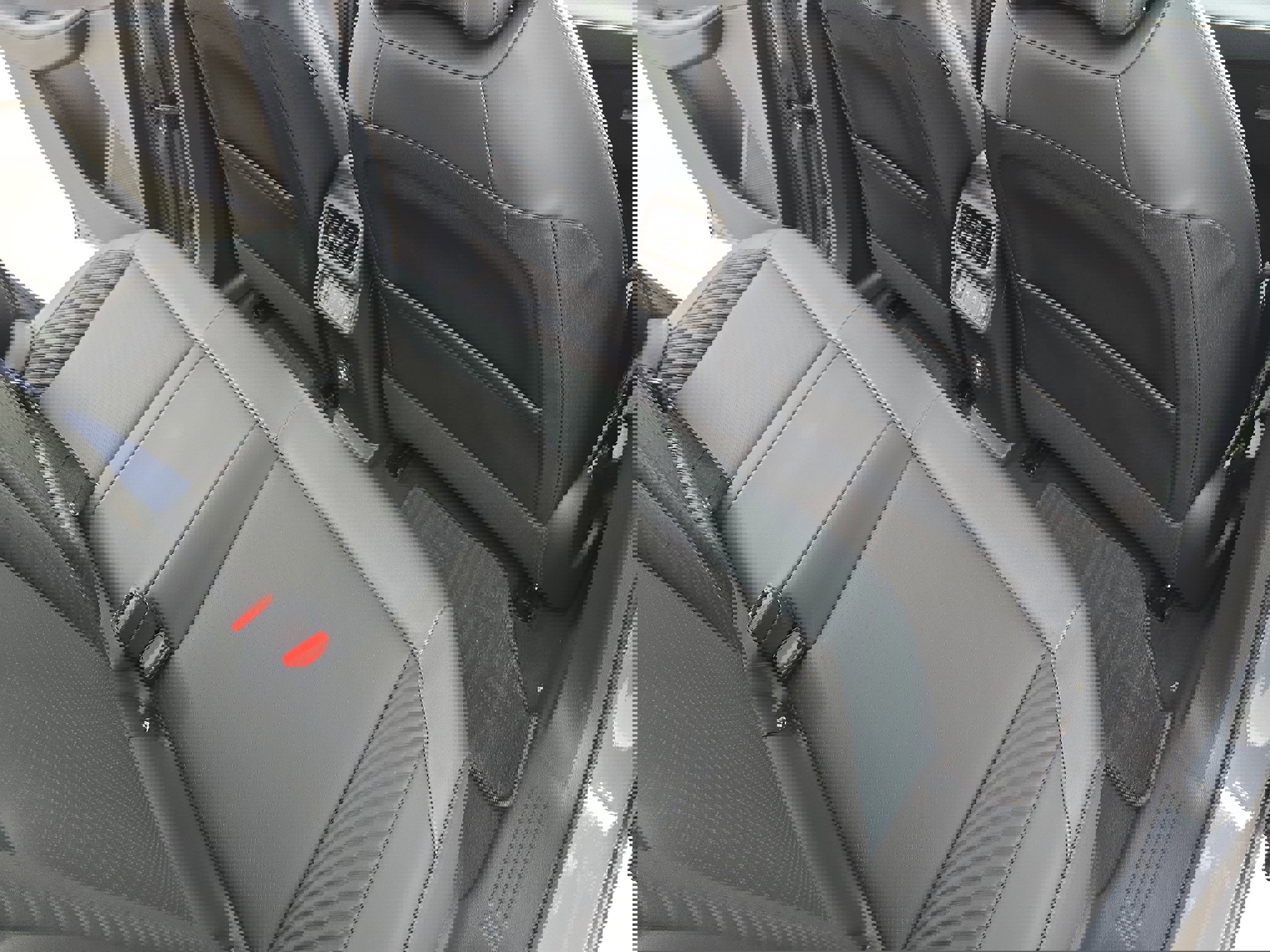 New 2026 Nissan Leaf Platinum+ w/ Cargo Package (Platinum+) image 11