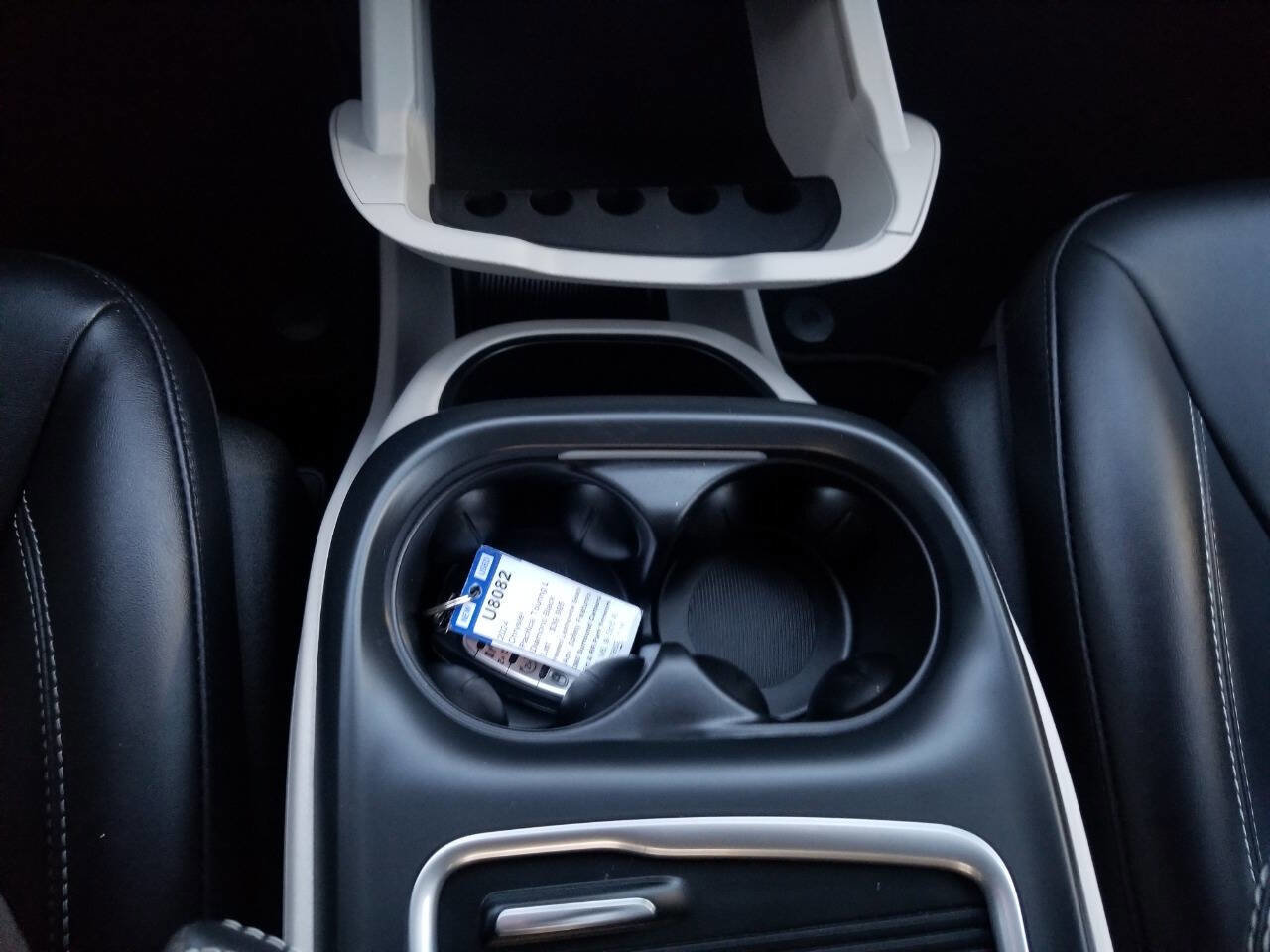 Certified 2024 Chrysler Pacifica Touring-L image 30