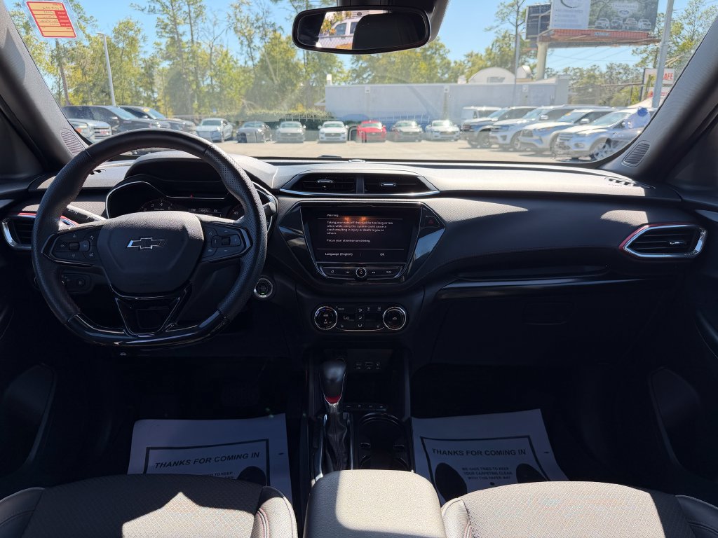 Used 2023 Chevrolet TrailBlazer RS w/ Convenience Package FWD image 15