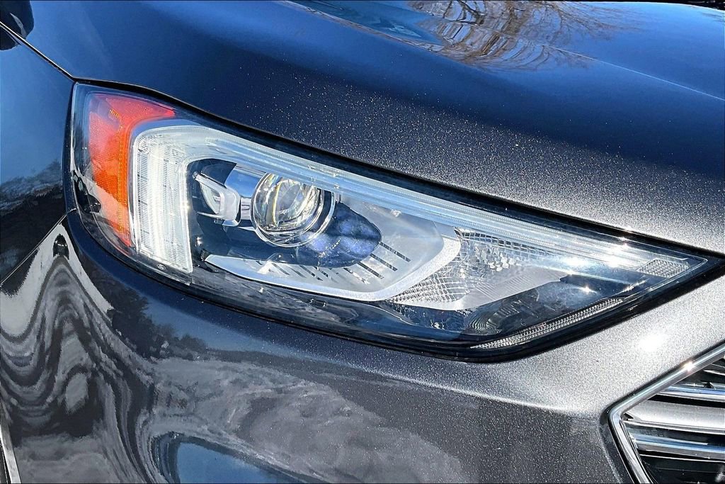 Used 2020 Ford Edge Titanium w/ Class II Trailer Tow Package image 30