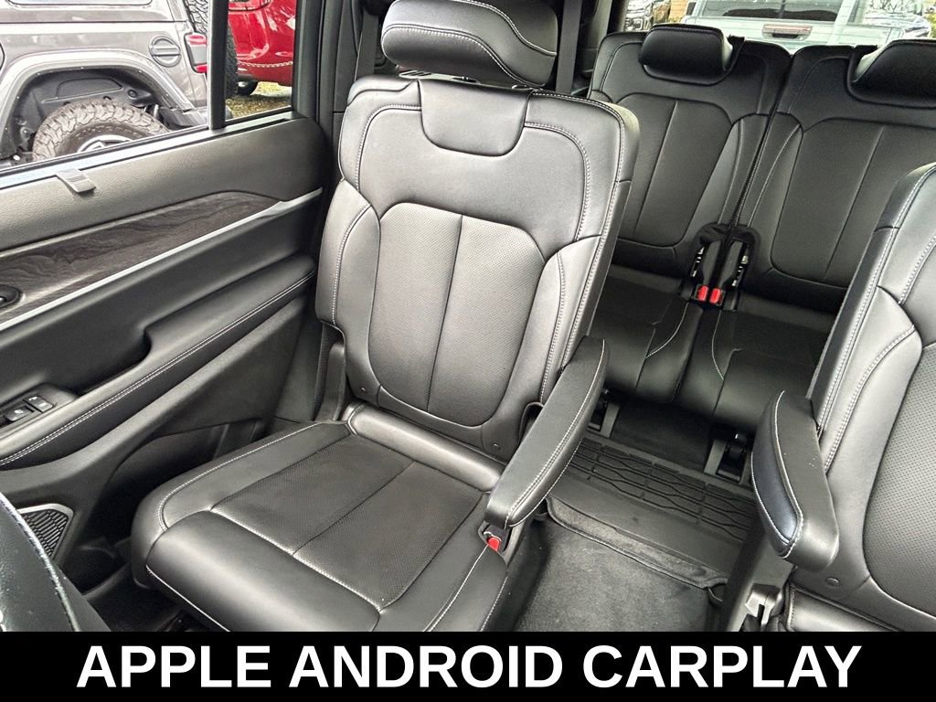 Used 2025 Jeep Grand Cherokee L Limited w/ Luxury Tech Group II image 13