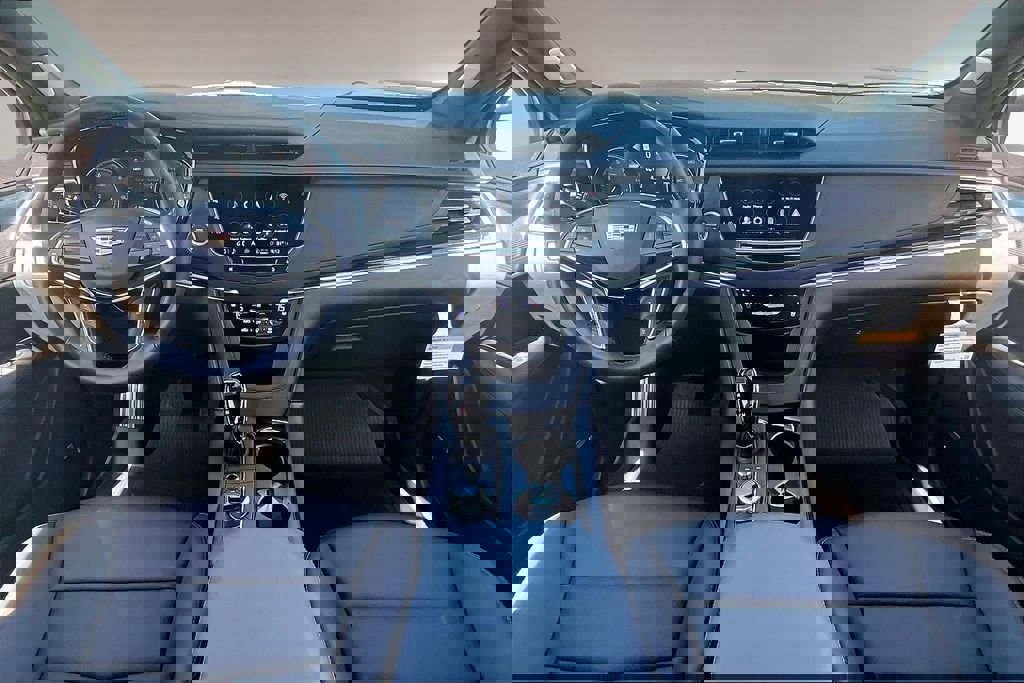 New 2026 Cadillac XT5 Premium Luxury w/ Driver Assist Package image 5