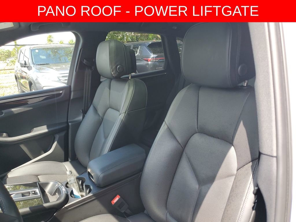 Used 2022 Porsche Macan AWD/4WD image 19