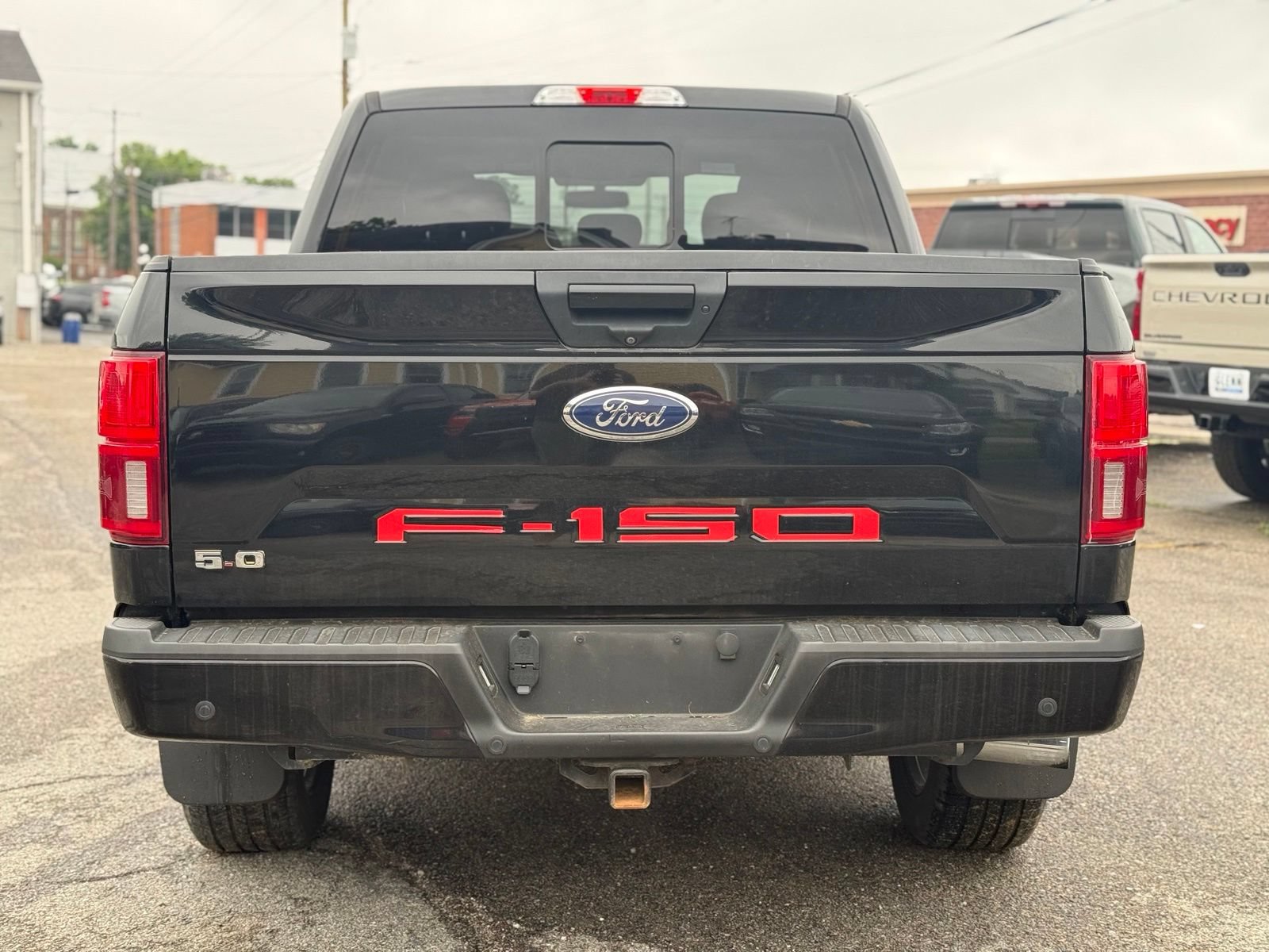 Used 2018 Ford F150 XLT w/ Equipment Group 302A Luxury AWD/4WD image 5