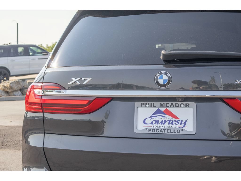 Used 2020 BMW X7 xDrive40i w/ Premium Package AWD/4WD image 31