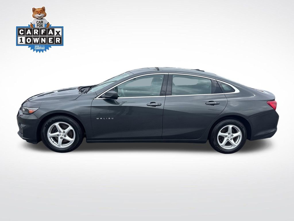 Used 2017 Chevrolet Malibu LS image 2